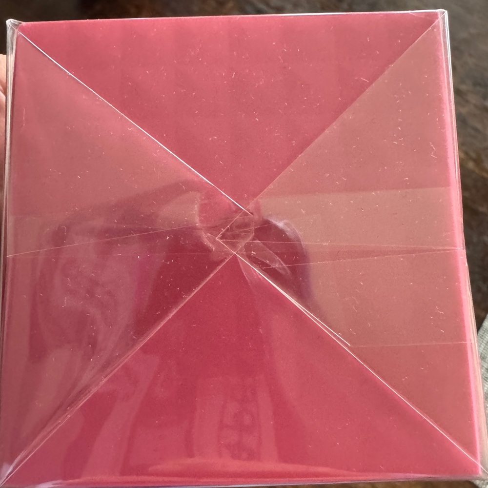 Valentino Donna Born in Roma Extradose Parfum - Pink and Black - Picture 4 of 6